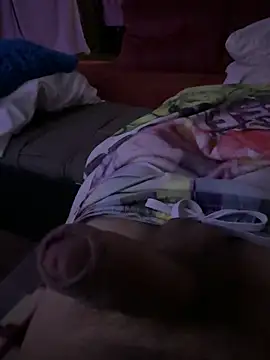 holawey1345 online show from November 2025 05:52:02 AM