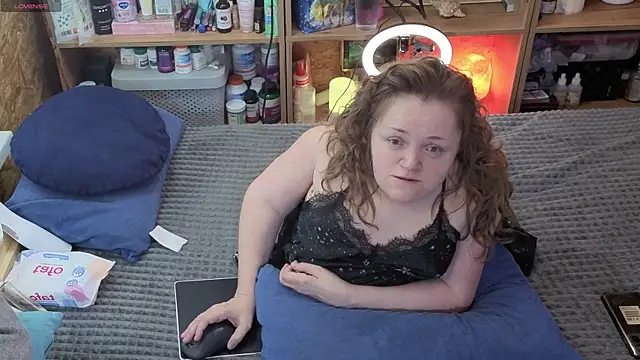 MiniNatalie online show from March 2026 05:18:02 AM