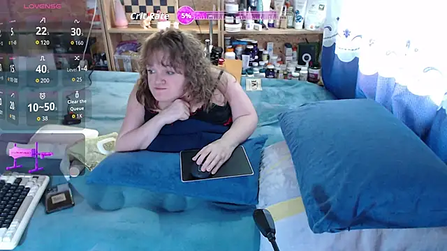 Snapshot of MiniNatalie chatting on October 2025 10:56:02 AM MiniNatalie online show from October 2025 10:56:02 AM