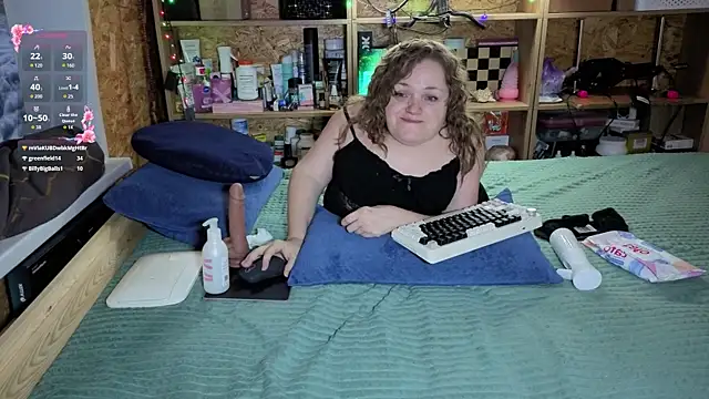 MiniNatalie online show from January 2026 04:55:01 PM