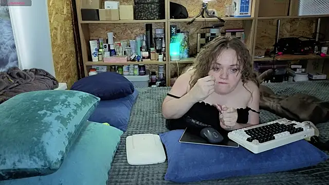 MiniNatalie online show from February 2026 08:11:02 AM