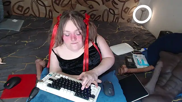 Snapshot of MiniNatalie chatting on March 2025 02:34:01 AM MiniNatalie online show from March 2025 02:34:01 AM