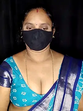 vintage-vibs online show from November 2025 06:01:02 PM