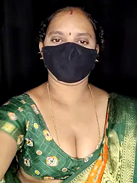 vintage-vibs online show from December 2025 07:45:01 PM