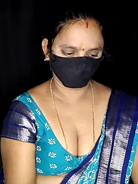 Snapshot of vintage-vibs chatting on January 2026 03:55:01 AM vintage-vibs online show from January 2026 03:55:01 AM