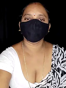 vintage-vibs online show from November 2025 03:32:02 AM