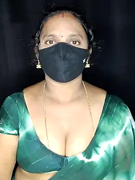 Snapshot of vintage-vibs chatting on February 2026 06:31:02 PM vintage-vibs online show from February 2026 06:31:02 PM