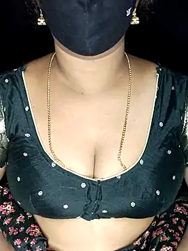 vintage-vibs online show from March 2026 06:19:02 AM