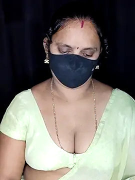 vintage-vibs online show from May 2026 06:30:01 PM