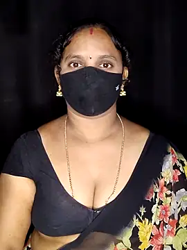 vintage-vibs online show from April 2026 05:58:01 PM