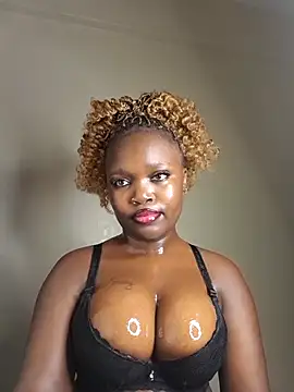 Snapshot of Cumslut16__ chatting on October 2025 08:53:01 PM Cumslut16   online show from October 2025 08:53:01 PM