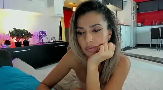 Snapshot of MissSmiley26 chatting on January 2025 10:19:01 PM MissSmiley26 online show from January 2025 10:19:01 PM