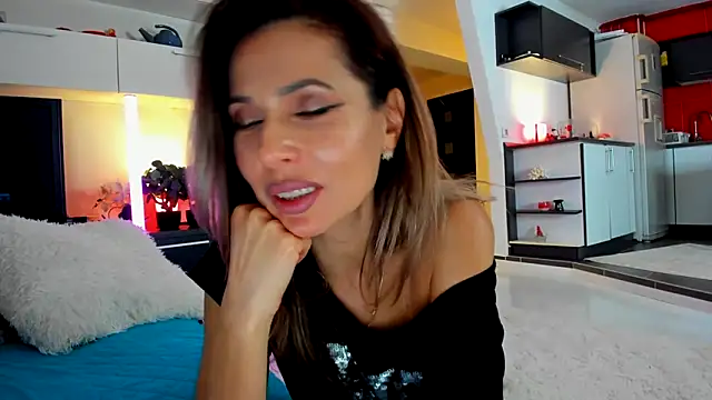 Snapshot of MissSmiley26 chatting on March 2025 03:55:02 AM MissSmiley26 online show from March 2025 03:55:02 AM