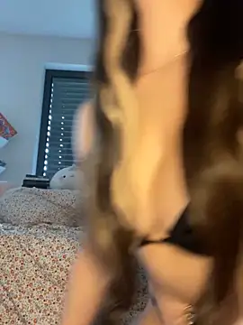 Mia-Minou online show from November 2025 10:08:02 AM