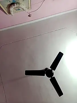 SHUBHI880 online show from November 2025 03:27:01 PM