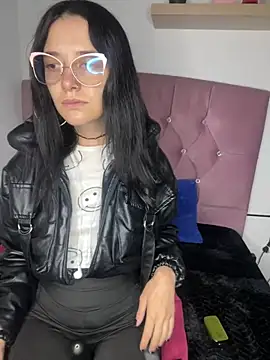 Isabella 21x online show from February 2025 12:37:01 PM