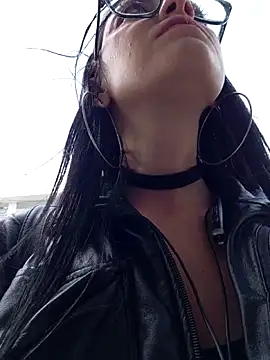 Snapshot of Isabella_21x chatting on October 2025 03:22:02 PM Isabella 21x online show from October 2025 03:22:02 PM