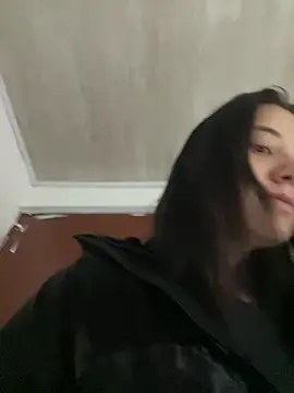 Isabella 21x online show from March 2025 12:57:02 PM