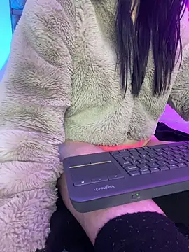 Isabella 21x online show from March 2026 01:40:01 AM