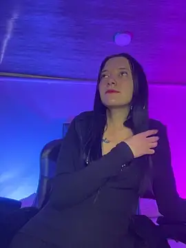 Isabella 21x online show from April 2026 12:44:01 PM