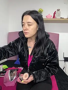 Isabella 21x online show from March 2025 12:23:01 PM
