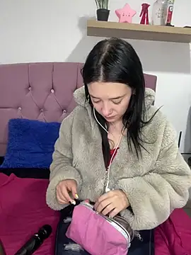Isabella 21x online show from March 2025 12:56:02 PM