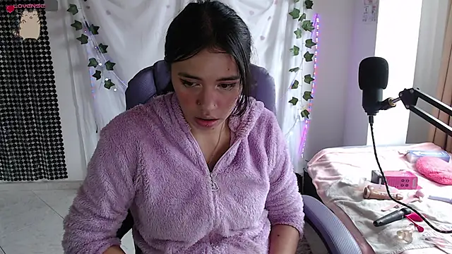 sophie north online show from February 2026 05:51:01 PM