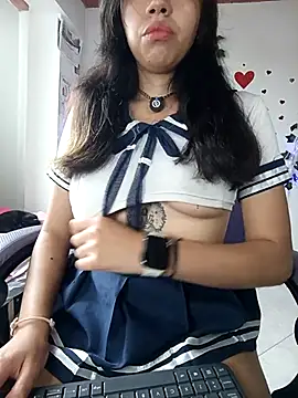 sophie north online show from March 2026 09:19:01 PM