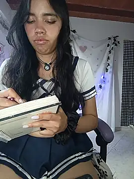 sophie north online show from May 2026 09:57:02 PM