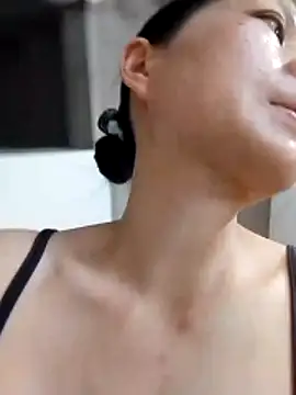 Aninyin22 online show from May 2026 01:57:16 AM