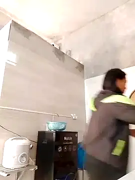 Aninyin22 online show from November 2025 12:22:02 AM