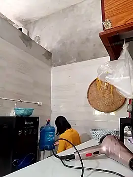 Aninyin22 online show from December 2025 02:44:01 AM