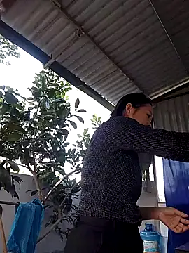 Aninyin22 online show from November 2025 02:45:02 AM