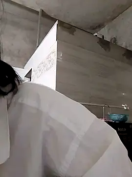 Aninyin22 online show from November 2025 12:16:01 AM