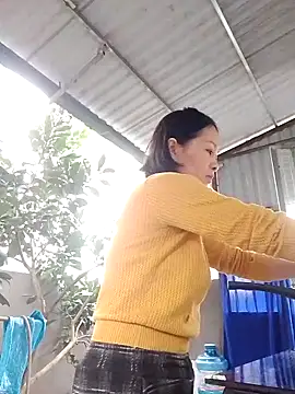 Aninyin22 online show from November 2025 12:58:02 AM