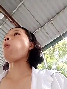 Aninyin22 online show from October 2025 12:00:02 AM