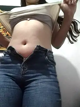 dulccemaria24 online show from March 2026 10:11:01 PM