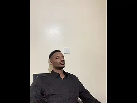 Snapshot of Dawi3 chatting on November 2025 01:12:02 PM Dawi3 online show from November 2025 01:12:02 PM