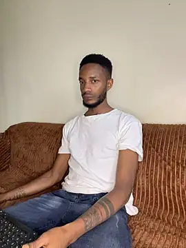 Snapshot of Dawi3 chatting on October 2025 04:23:02 AM Dawi3 online show from October 2025 04:23:02 AM