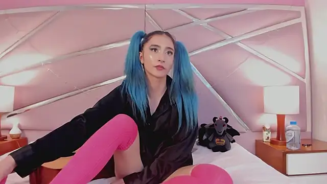 Snapshot of Lunapage chatting on March 2025 04:06:02 PM Lunapage online show from March 2025 04:06:02 PM