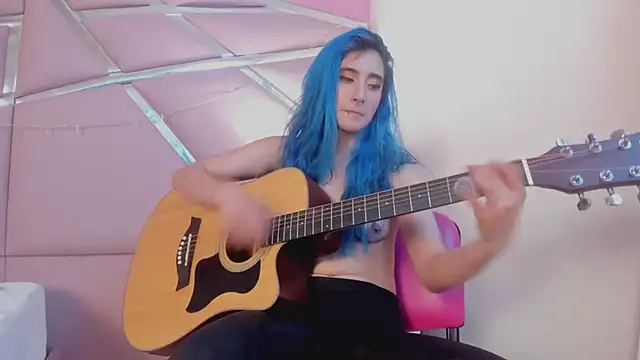 Snapshot of Lunapage chatting on March 2025 07:10:02 PM Lunapage online show from March 2025 07:10:02 PM