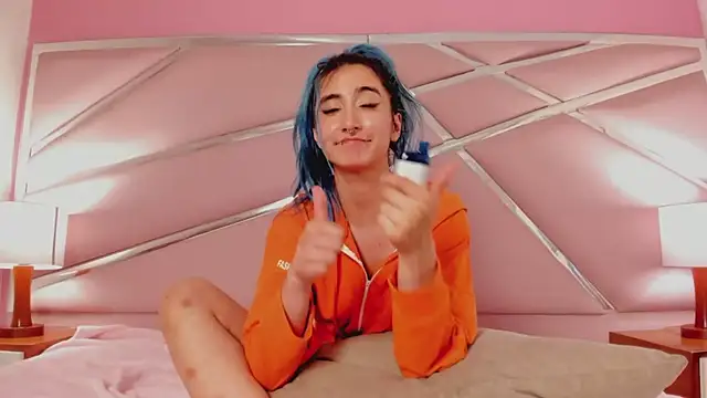 Snapshot of Lunapage chatting on March 2025 10:26:01 PM Lunapage online show from March 2025 10:26:01 PM