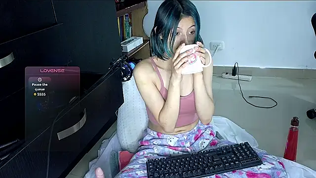 Snapshot of Camila---torres chatting on October 2025 02:24:02 AM Camila---torres online show from October 2025 02:24:02 AM