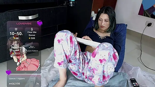 Camila---torres online show from April 2026 03:32:01 AM