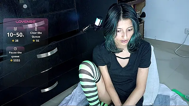 Camila---torres online show from November 2025 03:23:02 AM