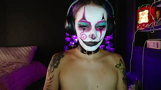 Eloise-brown online show from December 2025 07:46:02 PM