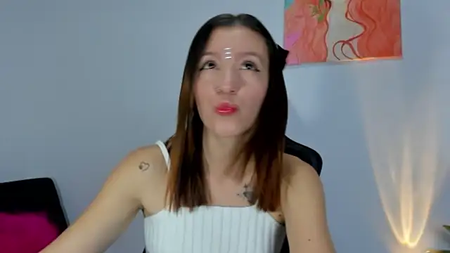 roxanne jones1 online show from April 2026 06:32:01 PM