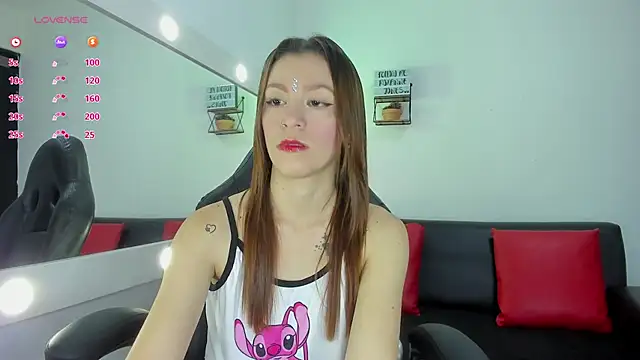 Snapshot of roxanne_jones1 chatting on November 2025 07:50:02 PM roxanne jones1 online show from November 2025 07:50:02 PM