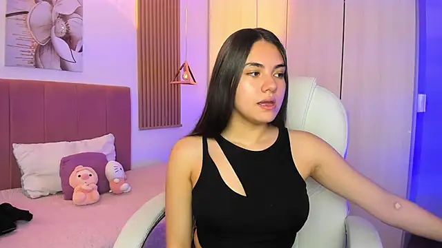 mia nevaeh online show from November 2025 08:02:02 PM