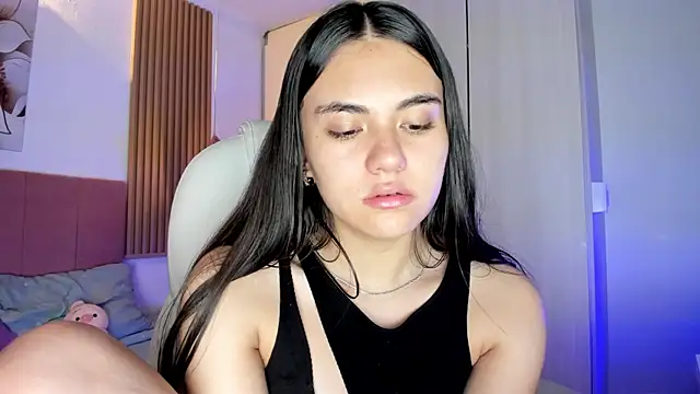 mia nevaeh online show from March 2026 08:47:01 PM